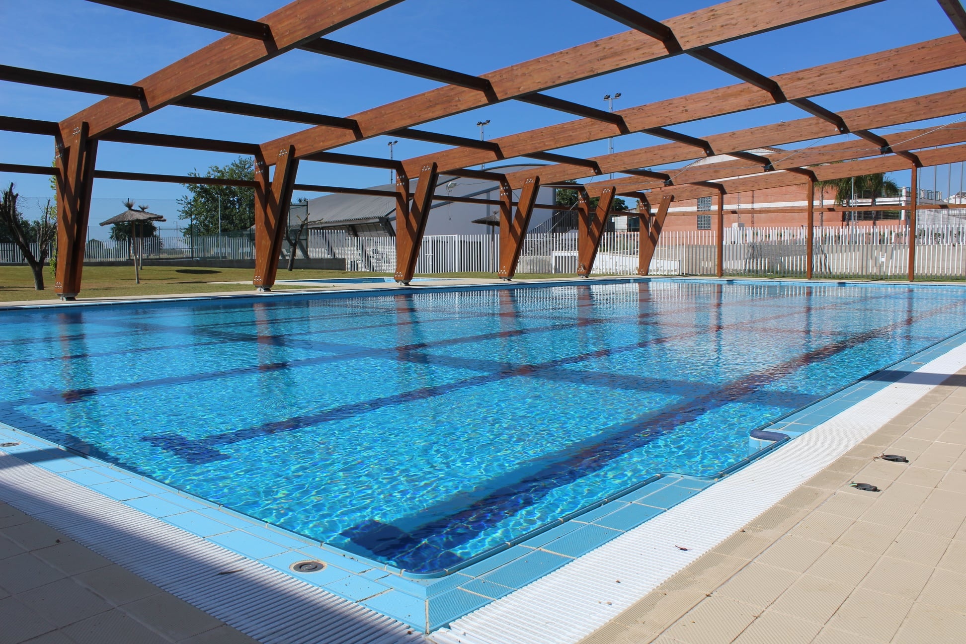 PiscinaMunicipaldeOlivares