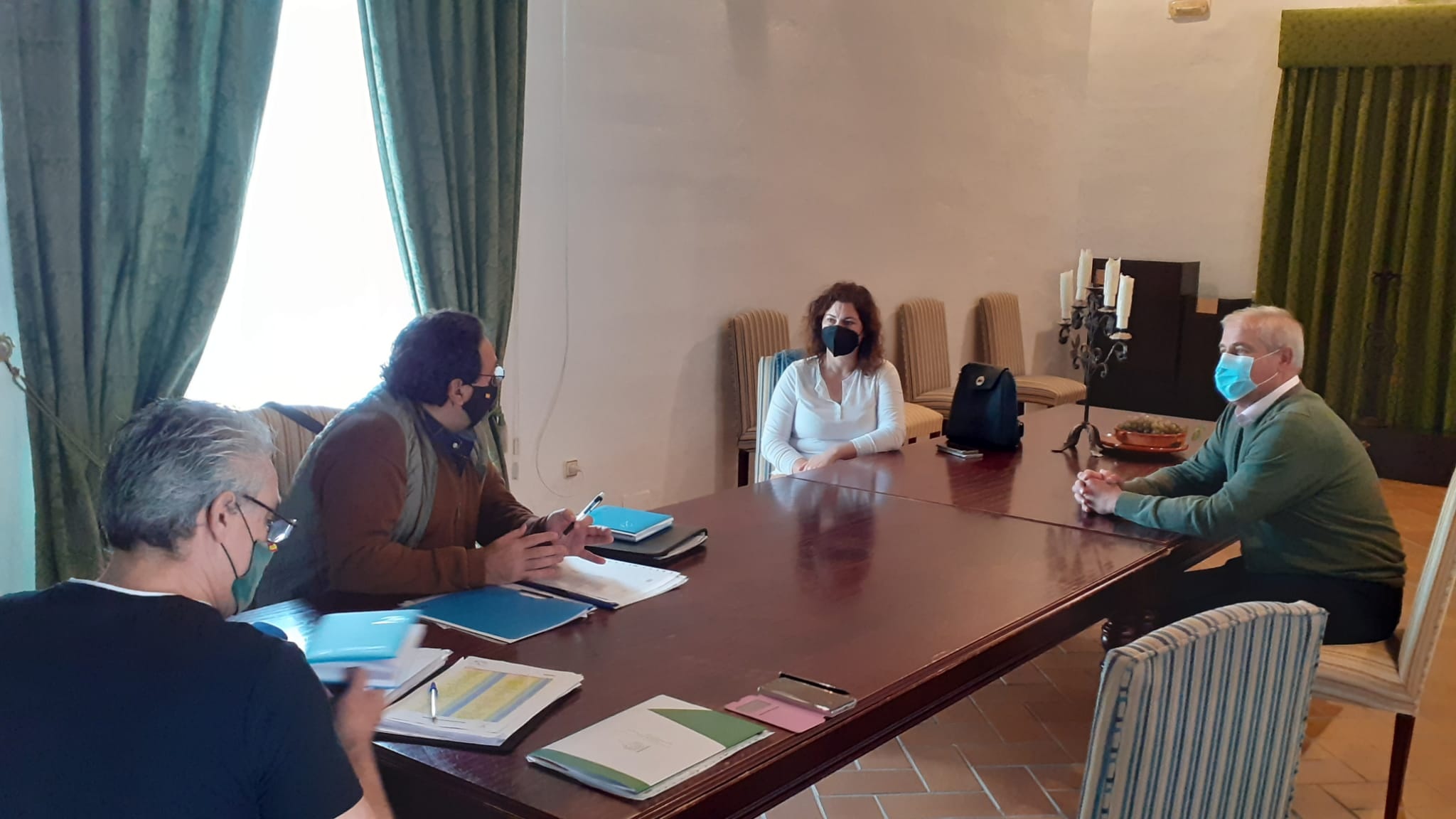 Reunin_Ayuntamiento_Olivares