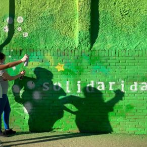 c41a3035-44c5-4593-bbc4-80e4b5f8222e